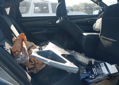 2018 Nissan Altima 2.5 S из США, поврежденный, VIN 1N4AL3APXJC269136